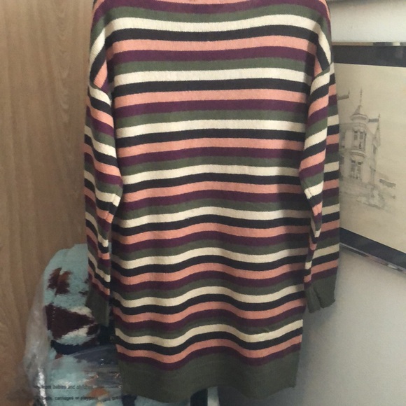 Oliviaceous long sweater size small oversized - Picture 2 of 9